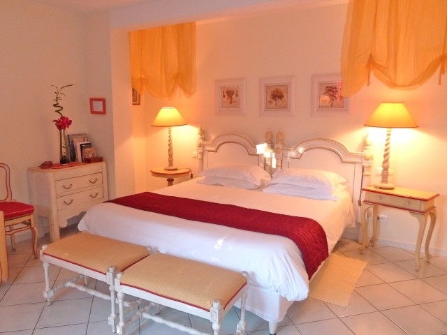 Chambre d'hôte 'Mas samarcande' à Vallauris/golfe juan
