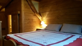 Chambre d'hôte 'Les cabanes de pellier' à Charcier