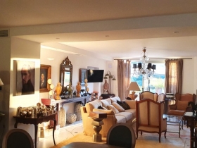 VILLA 'La villa blanche' à Arles