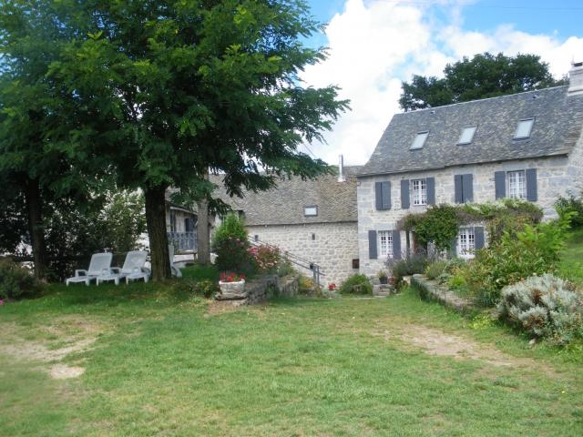 Gîte de séjour 'Les gites de l'aubrac à cabels' à (soulages-bonneval) laguiole