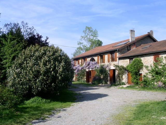 Chambre d'hôte 'La ferme de leychoisier' à Bonnac la cote