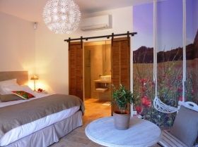 Chambre d'hôte 'Les mazets du Luberon' à Puget