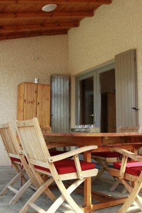 Maison / Villa 'Gite beauzonnette' à Lablachere