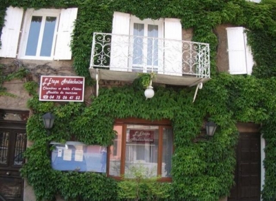 Chambre d'hôte et appartements 'L'etape ardéchoise' à Le-Cheylard