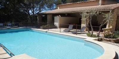 Gîte rural, location, villa 'Gîte Le Domaine d'Alèzen' à Salon-de-Provence