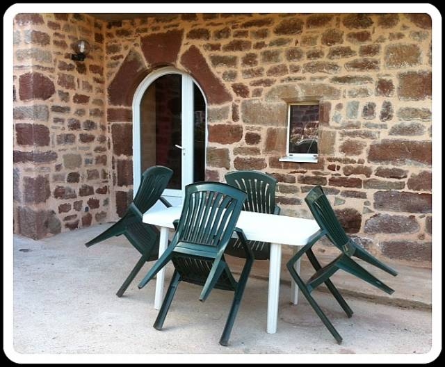 Gîte de séjour 'Domainedejouani' à Villecomtal