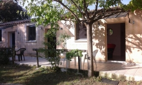 Abrivado Gîtes et chambres d'hôtes — Aimargues