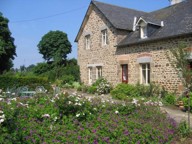 Chambre d'hôte 'Chambres d'hotes la rouaudiere-mégaudais' à Ernée
