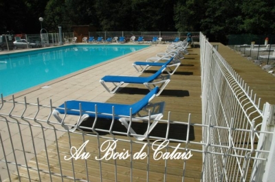 Camping 'Au bois de calais' en Correze