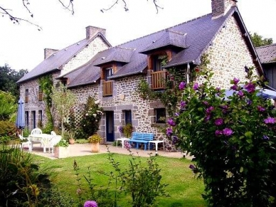 Chambre d'hôte 'Près st malo-dinan chambres/sauna/spa petites chapelles' en Bretagne