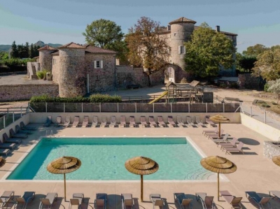 Gîte de charme 'Château de chaussy' à Aubenas