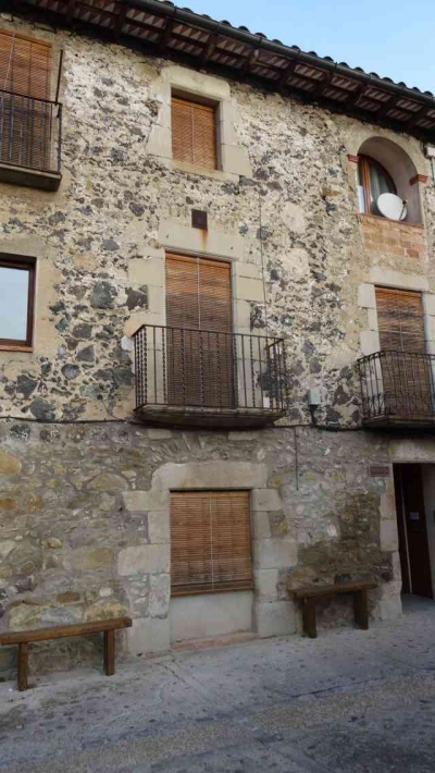 Apartamento con alquiler integro  en Girona