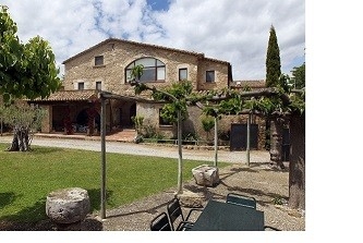 Casa rural / gîte / cottage  'Landhaus 2-35 Personen, 17 km von Costa Brava entfernt,Grillbereich, Gemeinschaftlicher Spielbereich für Kinder im Haus' à Canet-En-Roussillon