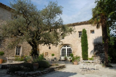 Chambre d'hôtes climatisées 'La ferme saint michel ' à Bollène