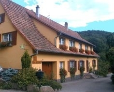 3 gîtes de 4 à 5 personnes 'Les gîtes au Suppendorf' en Alsace