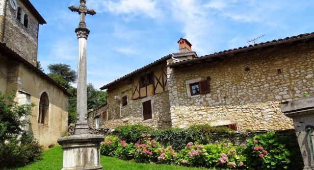 CHAMBRE D’HÔTES 'La chastellenie' à Jasseron
