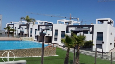 Appartement rez de chaussée dans résidence sécurisée 'OASIS BEACH VIII 39' en Alicante