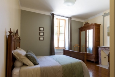 5 chambres dans une belle Maison Charentaise du XIXe siècle 'Domaine la fontaine' en Poitou Charentes