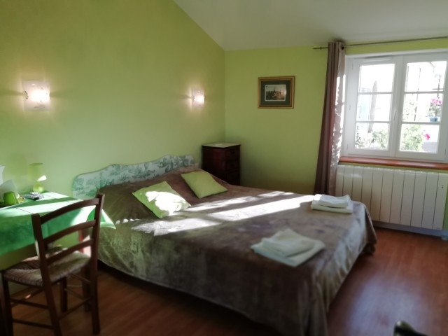 Chambre en rez de jardin, indépendante 'Gites et chambres de villiers' à Vennecy