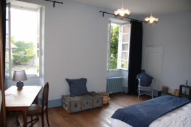 Chambre de charme  'Château La Violette' à Les marches