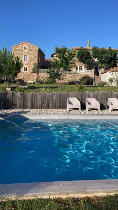 2 chambres, 1 suite, 1 suite familiale. Capacité 10 personnes 'Mademoiselle Marceline' en Ardeche