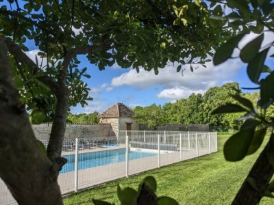 Grand gîte 4 étoiles adapté pour 12 personnes avec piscine chauffée  'Le Fournil gîte 4 étoiles avec piscine pour 12 personnes' en Charente Maritime