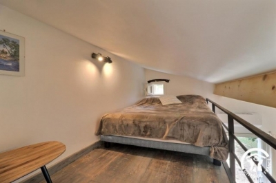 Chambre d'hôtes avec petit-déjeuner  'Au temps des secrets' à Roquevaire