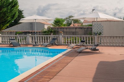 Chambres d'hôtes 'Le Logis Rouge la Rochelle ' en Charente Maritime