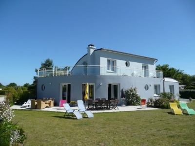 Maison / Villa 'Villa Maïtena, Station Balnéaire de Plouescat, bord de plage' à Plougourvest