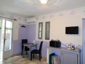 Chambre et Suites de charme 'Le clos des lavandes' à Lacoste