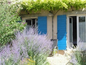 Chambre et Suites de charme 'Le clos des lavandes' à Lacoste
