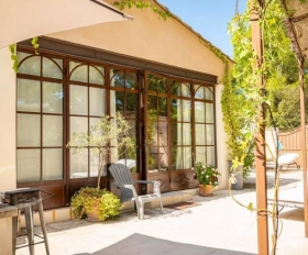 Chambre et Suites de charme 'Le clos des lavandes' à Lacoste