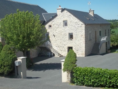 Gîte rural 'Gite dans ferme bio à pradels (commune de vezins de lévezou- aveyron)' en Aveyron