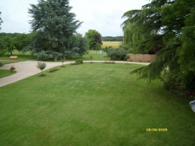 Chambre d'hôte 'Le clos du cèdre' à Cierrey