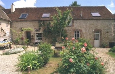 Chambres hôtes - gîte 'Les 3 roses' dans l' Yonne