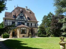 Chambre d'hôte 'Manoir de la gravière' à Mouzon