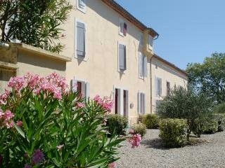Chambre d'hôte 'Domaine de la petite tour - chambres d'hôtes & gîtes' dans le Languedoc Roussillon